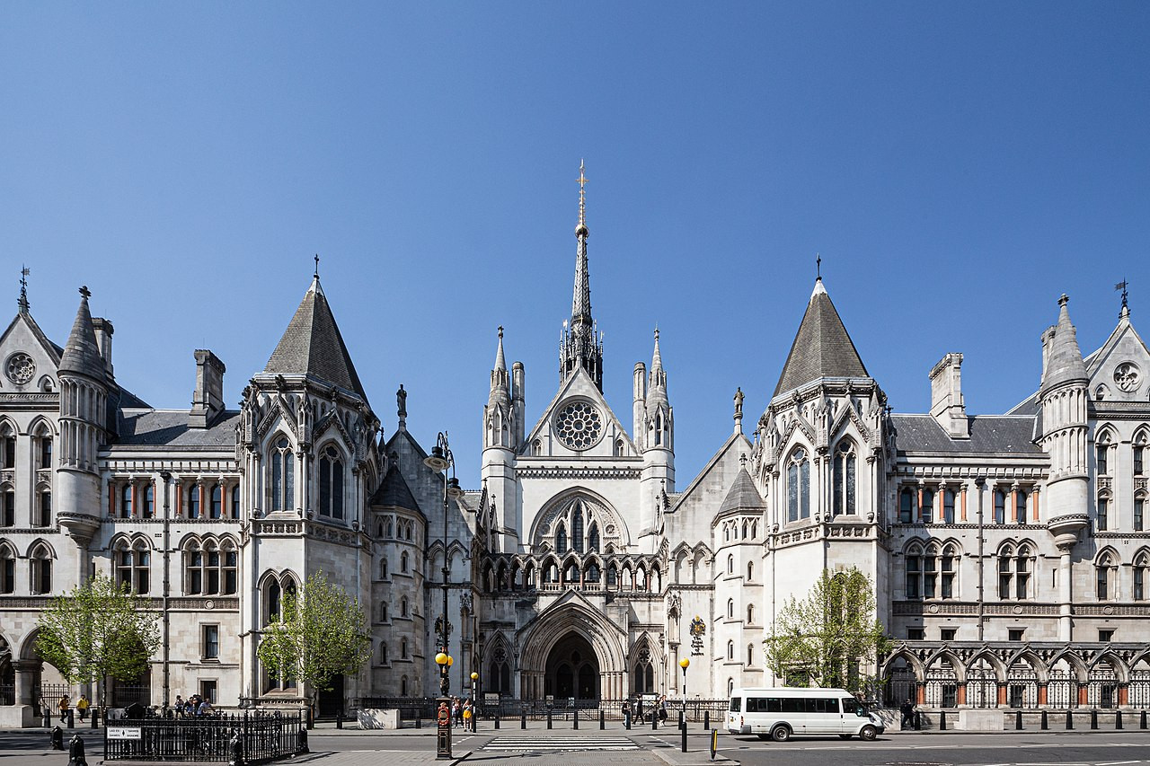 Photo: London High Court, made by&nbsp;David Castor, posted on Wikipedia